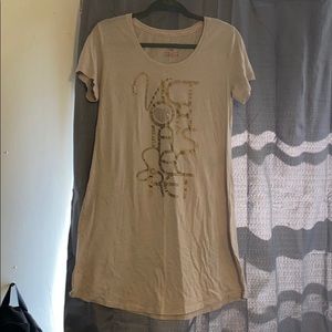 Victoria’s Secret sleep T-shirt light brown